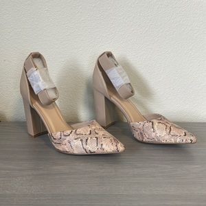 **NWOT** Tan and Snake Skin Heels